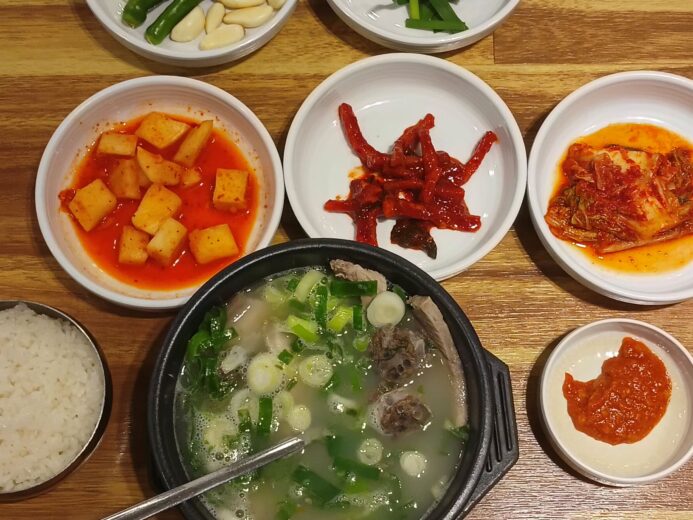 Yeongdong Milmyeon & Dwaeji Gukbap