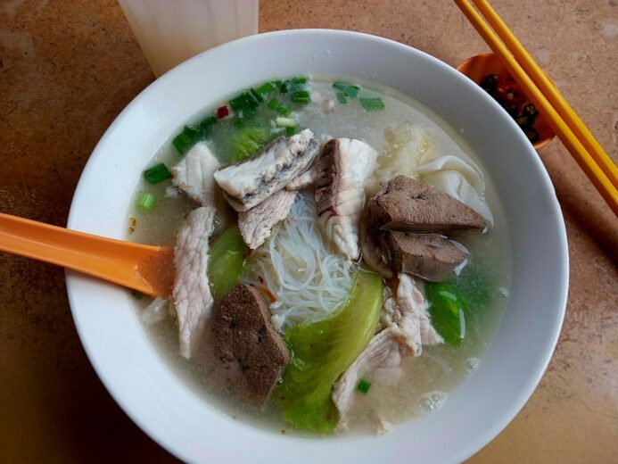Tua Thow